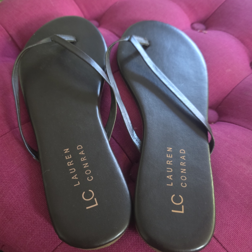 LC Lauren Conrad Black Women's Sandals